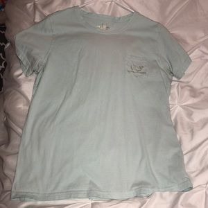 Light blue Vineyard Vines tshirt